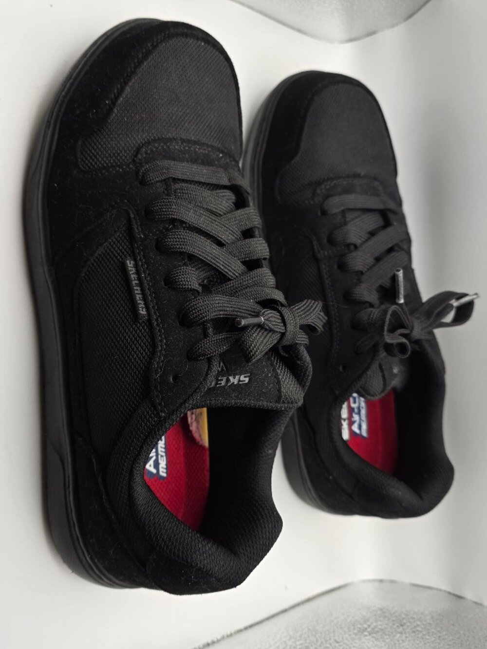 Skechers Work Relaxed Fit: Watab - Shred Treads